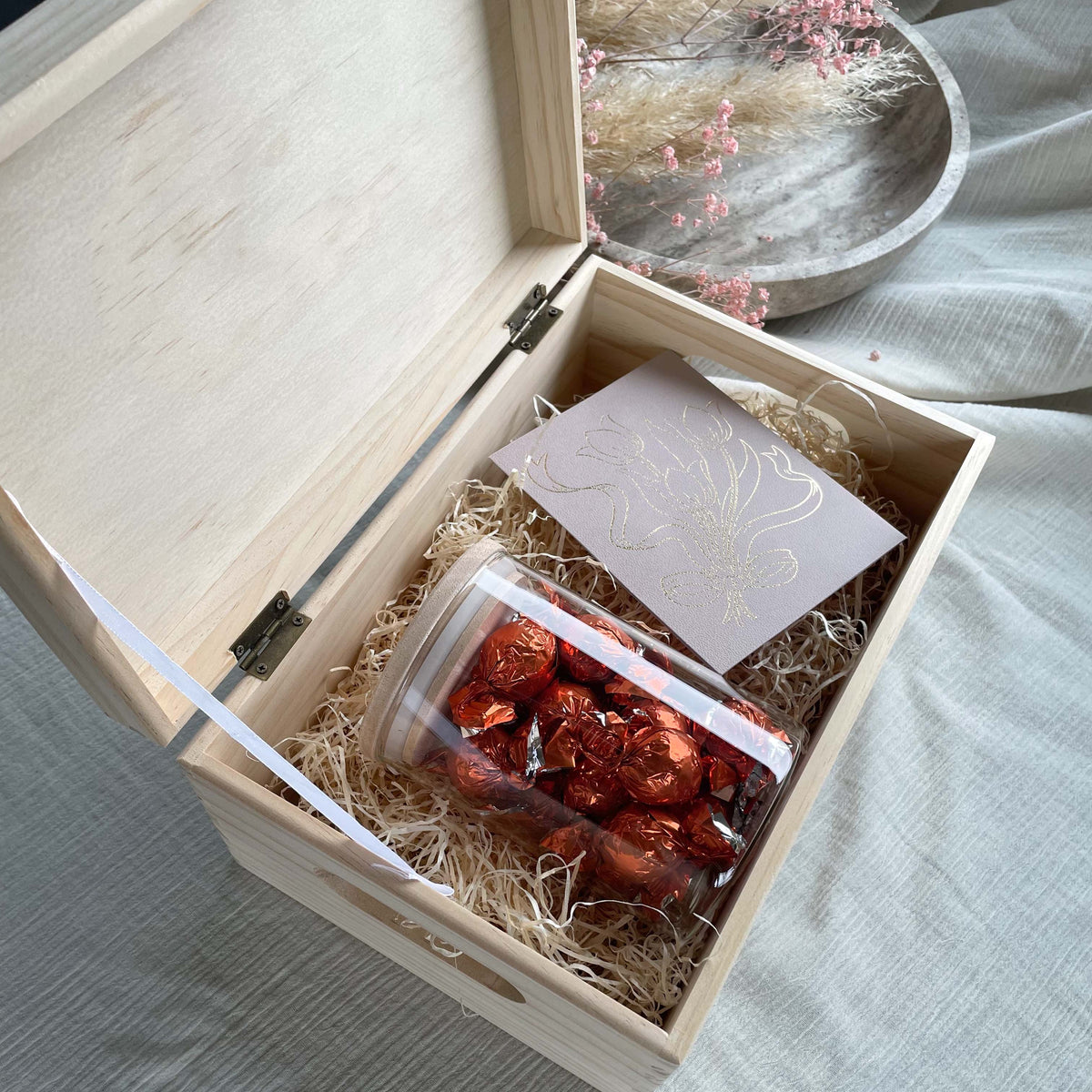 Mindekasse med monogram - Bryllup