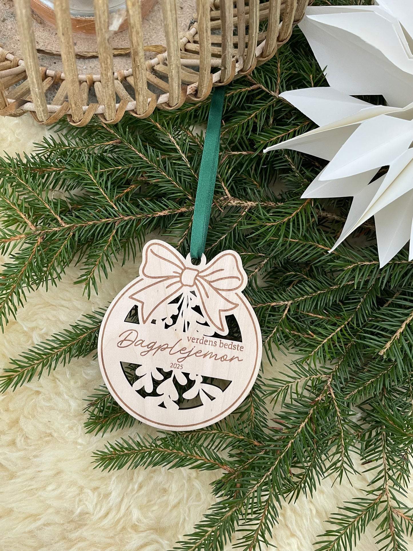 Julekugle med navn - verdens bedste Dagplejemor