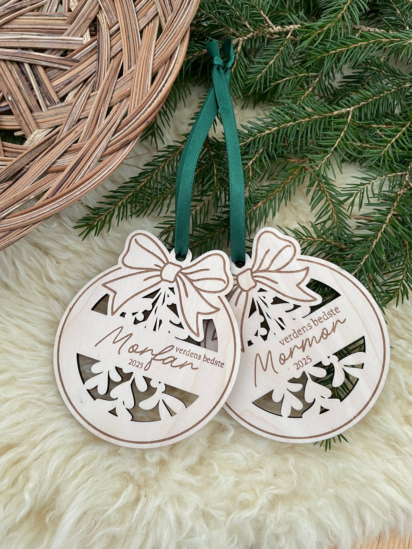 Julekugle med navn - verdens bedste Mormor